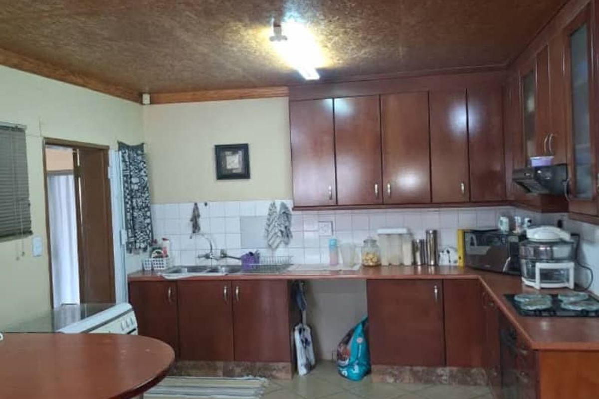 BARGAIN - 3 BEDROOM HOUSE FOR SALE - ONGWEDIVA - Photo 2