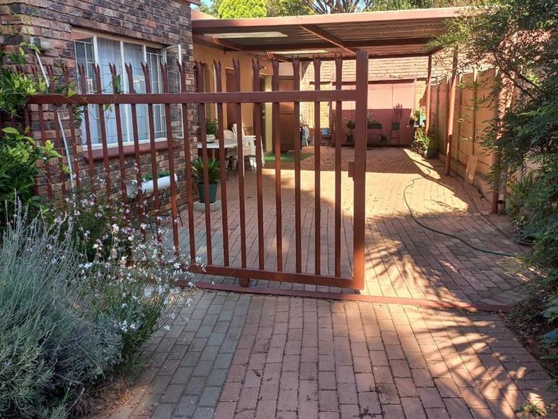 2 Bedroom garden cottage - Photo 2