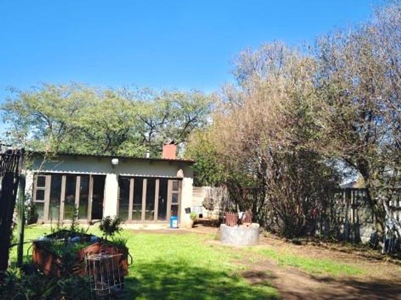 Ideal for a large or growing family, providing the verstility of space, versatility and charm - Photo 9