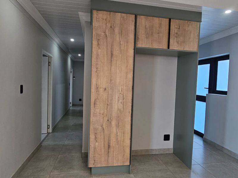 Most beautiful Brand New home with ocean view - Photo 8