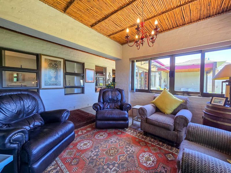 Upmarket family home for sale in Stilbaai-Wes. - Photo 5