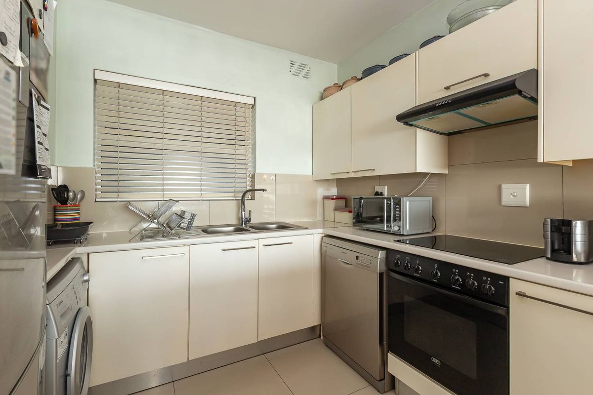 Move-In Ready 3-Bed Apartment in Kenilworth Upper - Photo 4