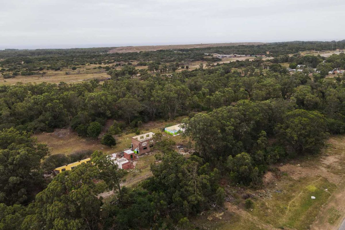 4.3 Hectares of vacant land for sale in Victoria Drive, Walmer - Photo 3