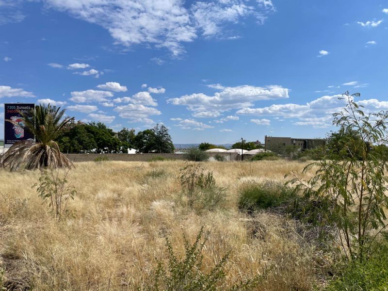FOR SALE - Commercial Land in the best location - Photo 2