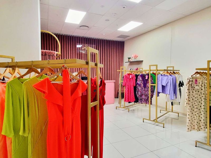 49m2 Boutique Retail Unit in Oceans Mall, Umhlanga – Fashion Fitout & Move-In Ready - Photo 2