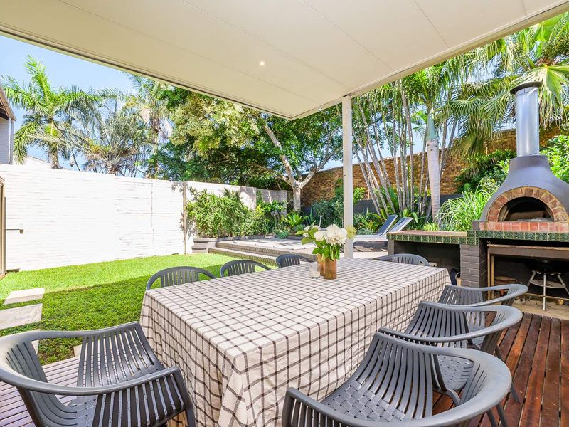 Modern 3 Bedroom Townhouse | Walk to Umhlanga Village | Private Pool | Exclusive Mandate - Photo 8