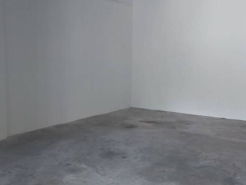 Mixed use commercial facility to let in Fairview. - Photo 6