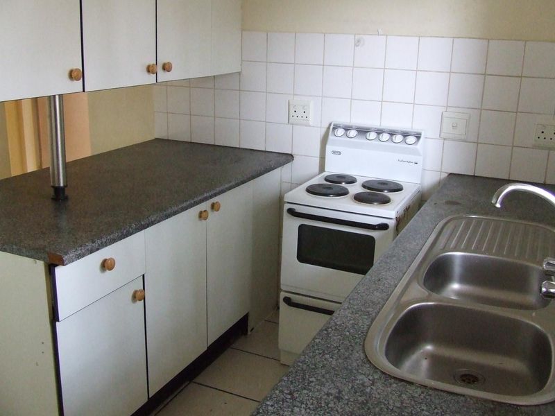 2 BEDROOM FLAT TO RENT IN DOORNPOORT - Photo 7