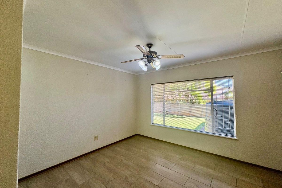 Comfortable family home in quiet street - Photo 4