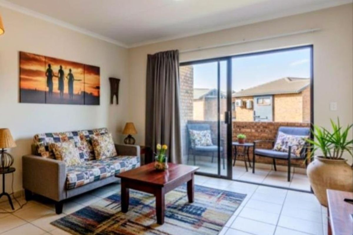 2 Bedroom Apartment for Sale - Photo 3