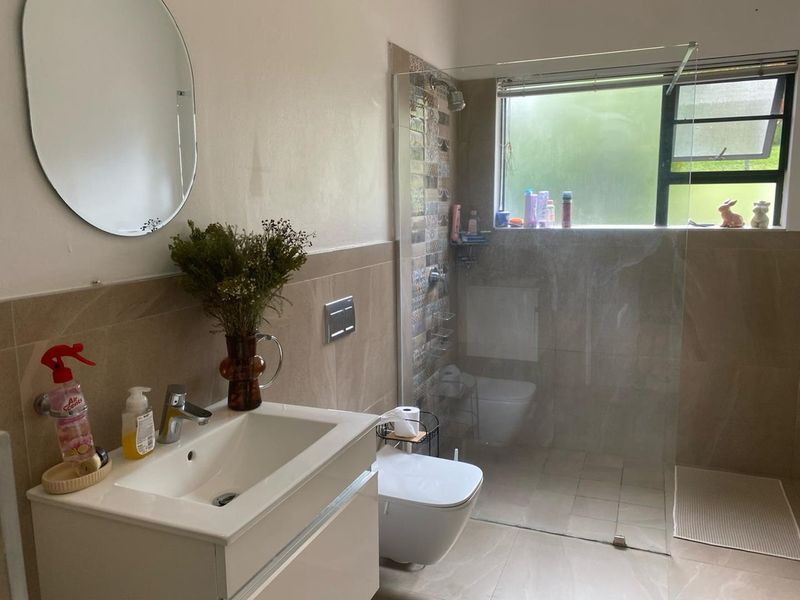 Excuiste Apartment For Sale in Palm Lakes Estate - Photo 10