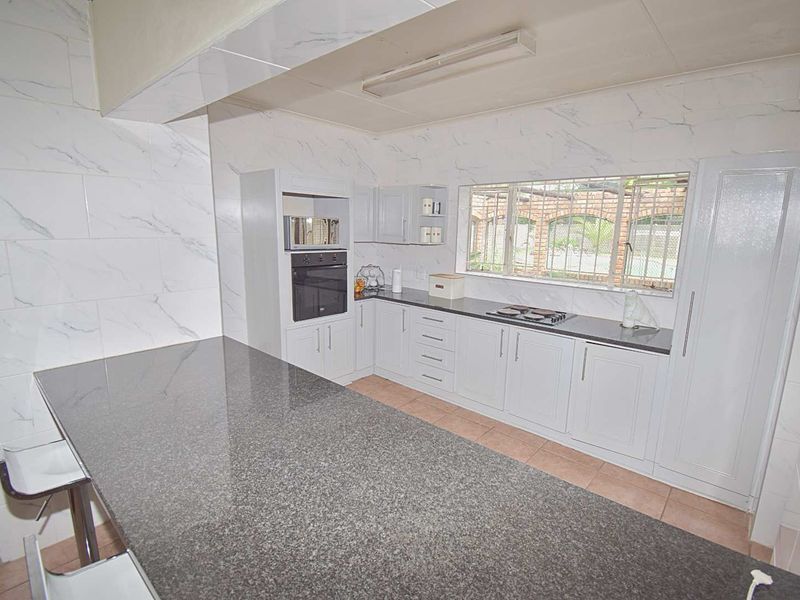 Welcome to your dream home - Photo 9