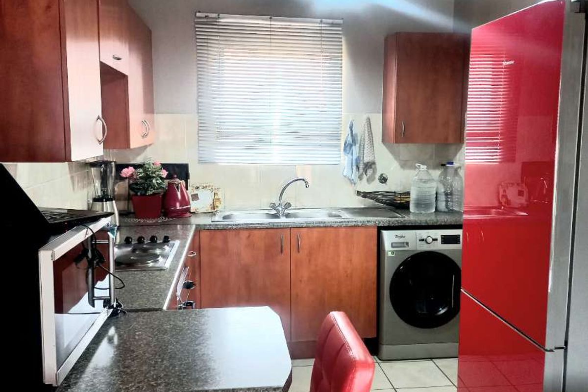 Gem & Neat Apartment - Photo 3