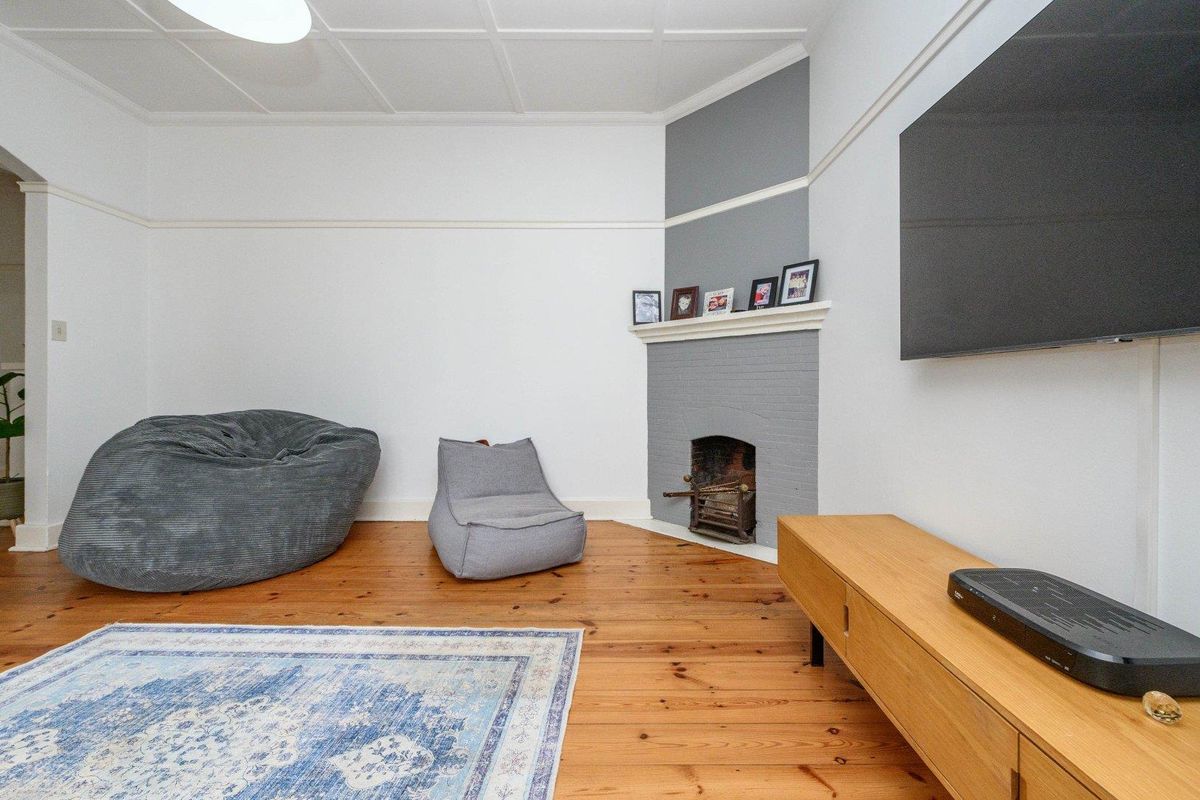 Beautiful Family Home in a Quiet Cul-de-Sac - Photo 5