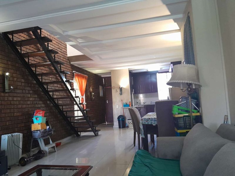 2 Bedroom Townhouse for Sale in The Hill - Photo 8