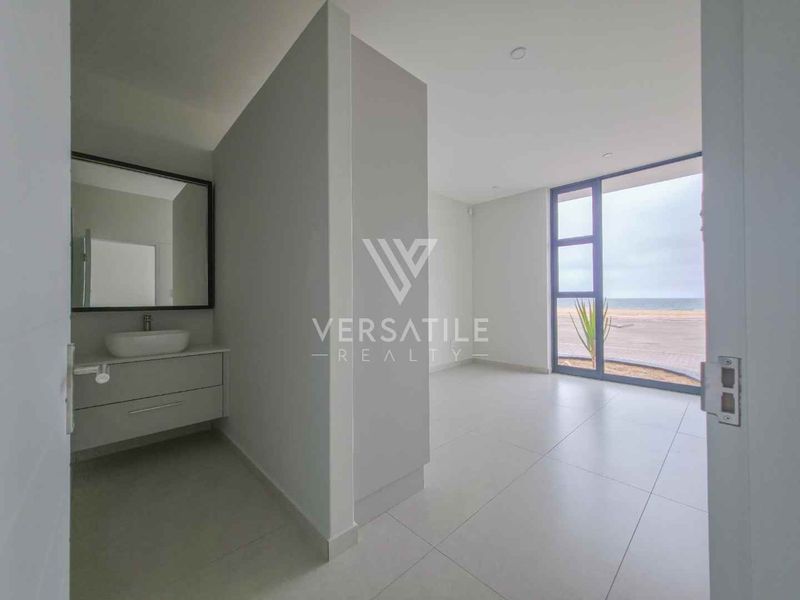Townhouse with Permanent Sea View to Let - Photo 6