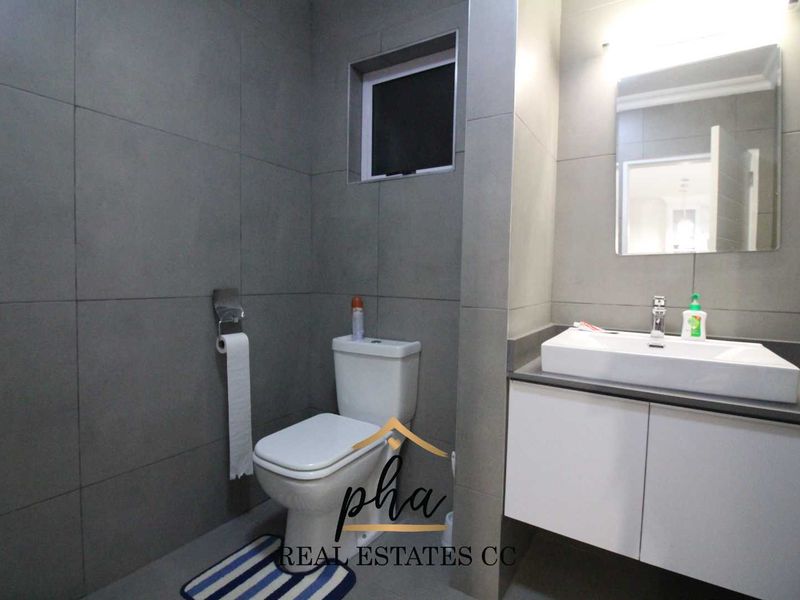 2 Bedroom apartment for sale - Dolphin Beach - Photo 5