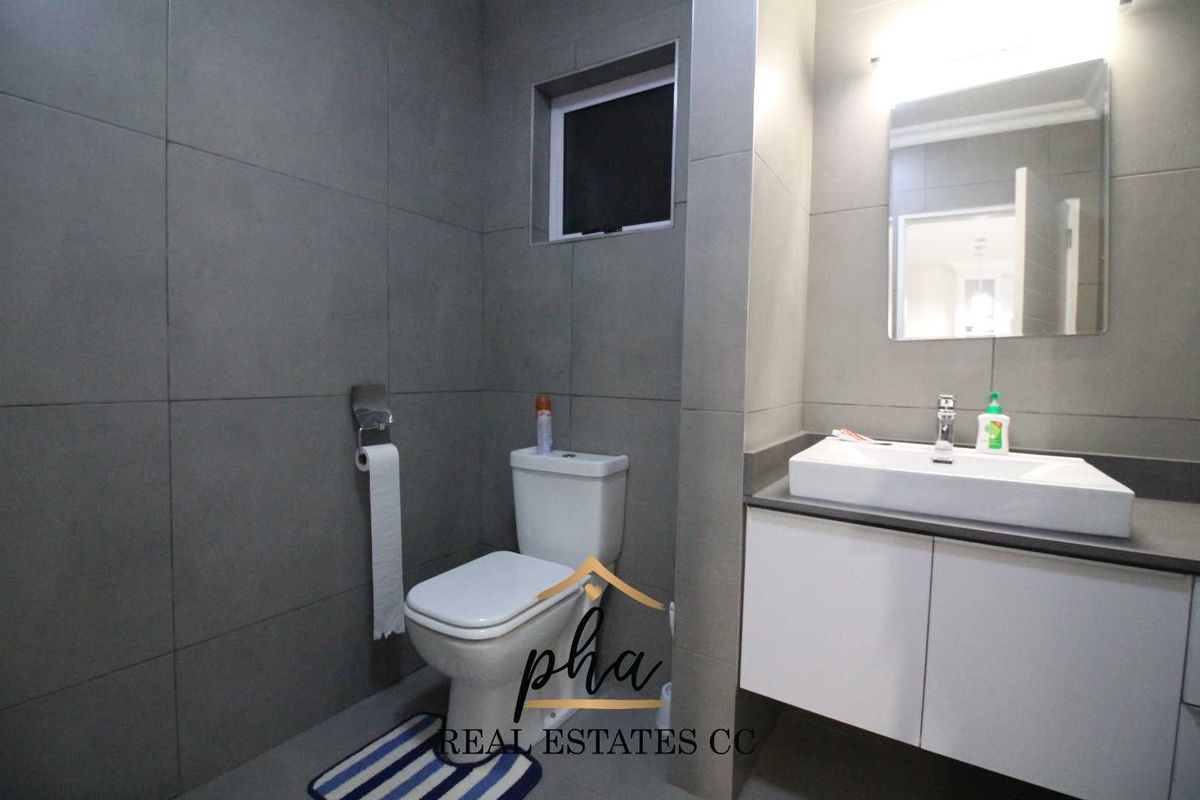 2 Bedroom apartment for sale - Dolphin Beach - Photo 5