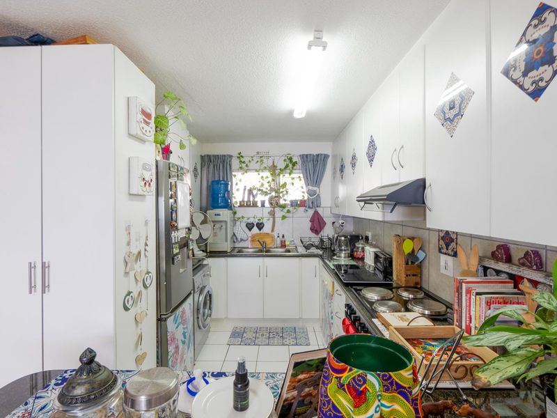 Uninterrupted sea views in this stepless unit - Photo 6