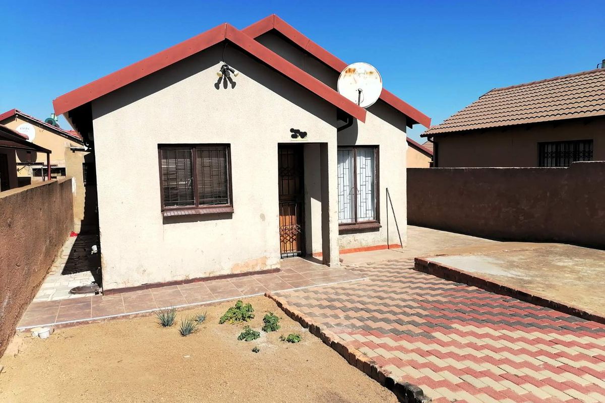 Charming 2-Bedroom Home for Sale in Sosh East - Photo 3