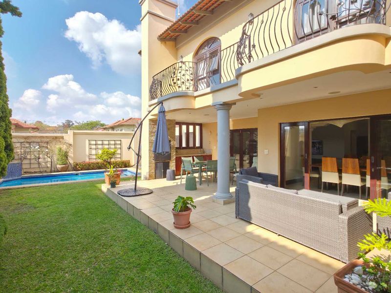 4 Bedroom Executive Sandton Cluster with Furnished Option in Secure boomed off Estate - Photo 3