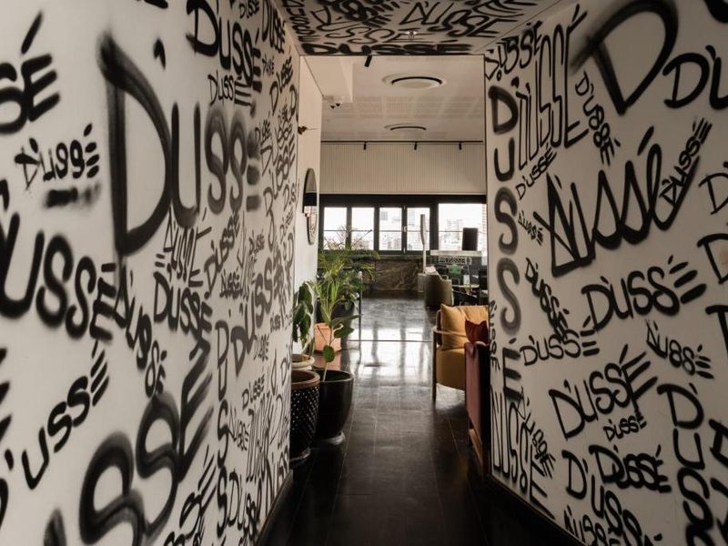 Stunning Bachelor pad at The Hallmark Hotel New Doornfontein - Photo 10