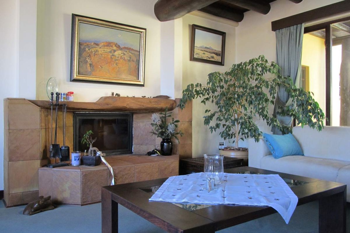 CLASSIC GERMAN STYLE HOME WITH UNOBSTRUCTED DUNE VIEW - Photo 5