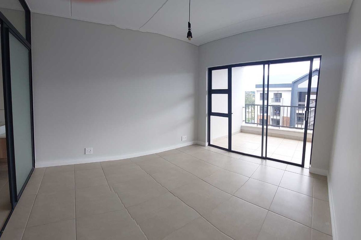 Beautiful 1 Bedroom Apartment For Sale in The Beautiful Thaba-Eco Villiage - Photo 5