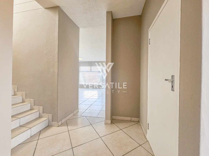 House to Let - Photo 3