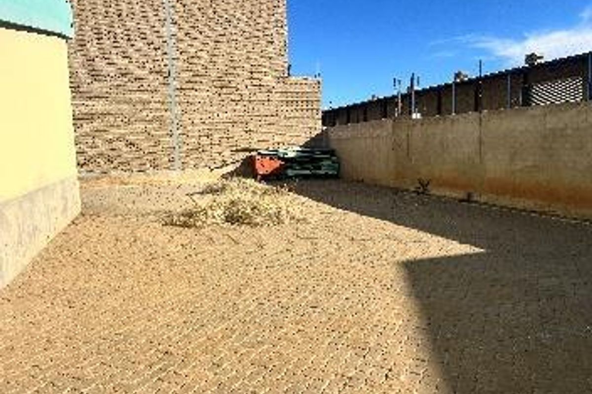 PRIME COMMERCIAL PROPERTY FOR SALE IN PROSPERITA - Photo 5