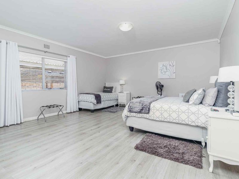 Upmarket Self Catering Tourist Venture for Sale - Photo 8