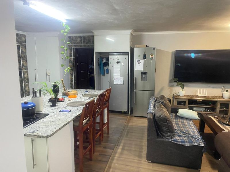 Luxury 3-Bedroom Secure Home for Rent in Brakpan – Pool, 3 Bathrooms, Study & Prime Location Near Carnival City Mall & N17 Highway - Photo 5