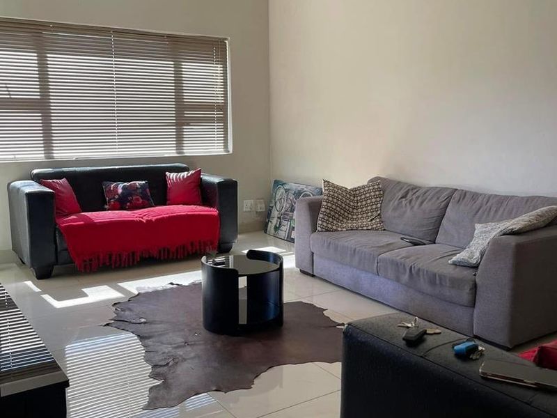 Windhoek Central- For Sale- N$1 050 000 - Photo 3