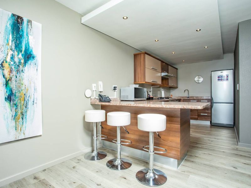 Three and Four bedroom apartments available in Aquarius, Bloubergstrand. - Photo 9