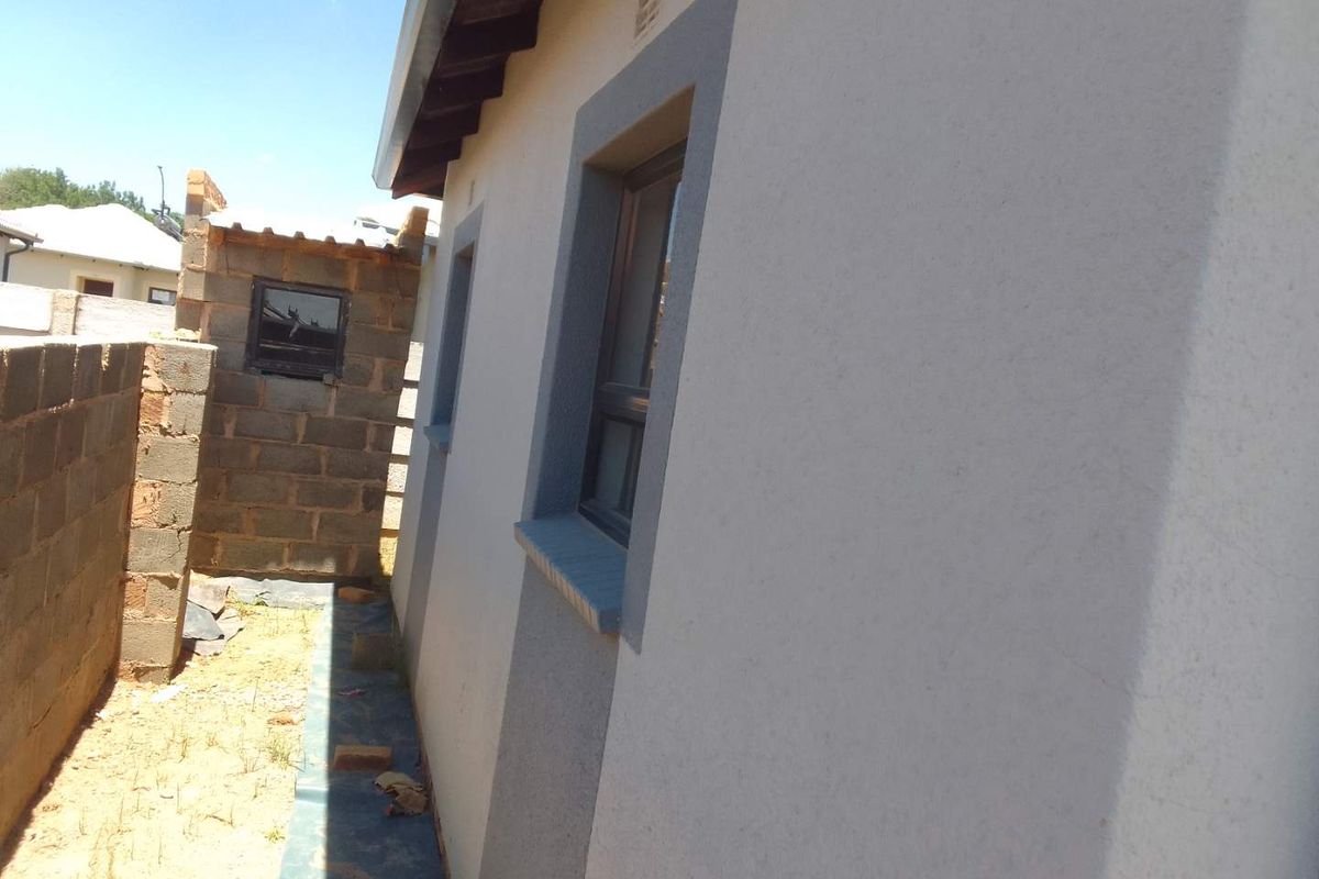 New developments three bedrooms house for sale in Benoni - Photo 4