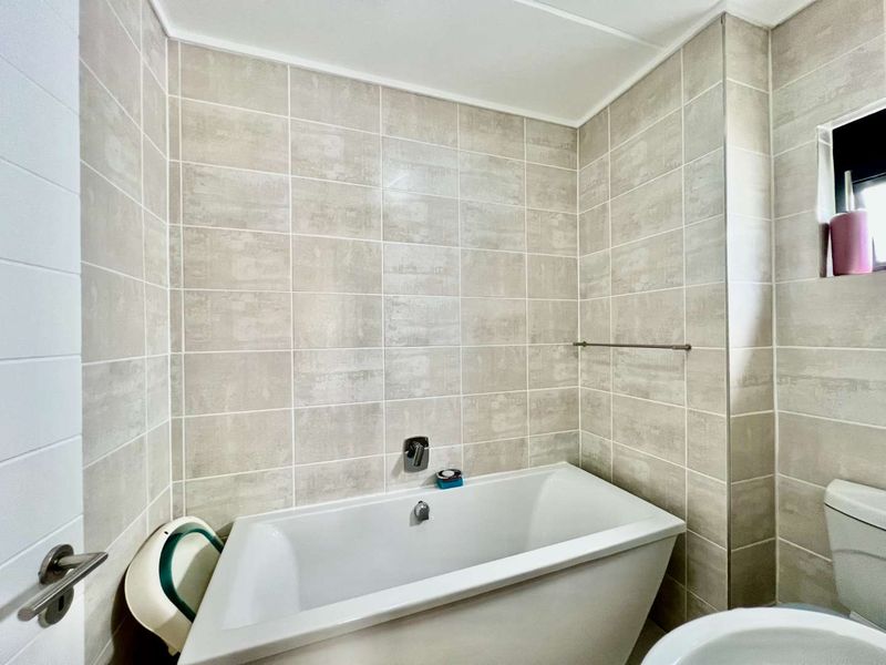 Perfect Starter Home or Airbnb Investment Opportunity - Photo 8