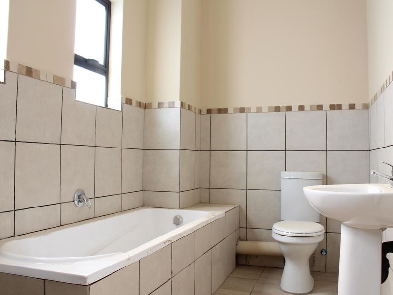 2 Bedroom Apartment to Rent in Pretoria North | Pala Court - Photo 4