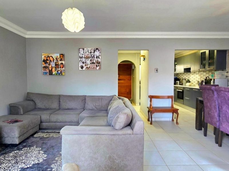 Welcome Home - Photo 4