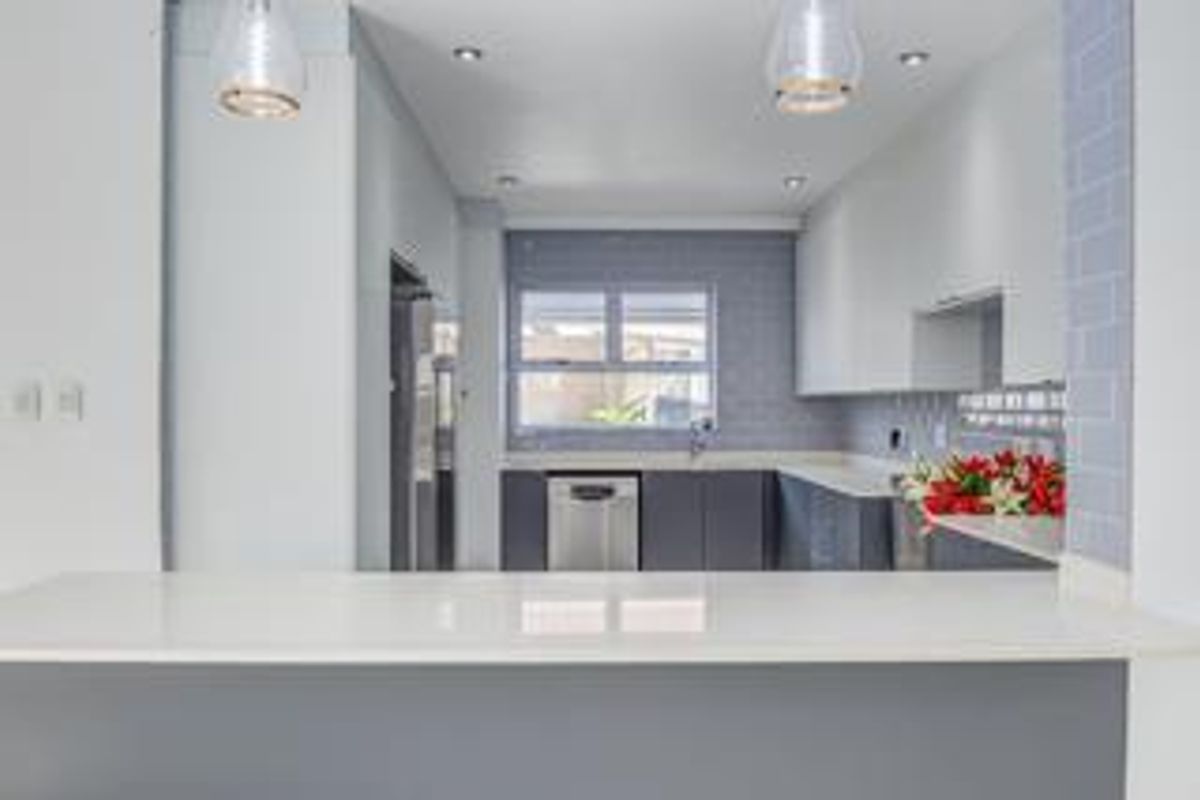 Dual Living In The Elegant Suburb of Bassonia - Photo 5