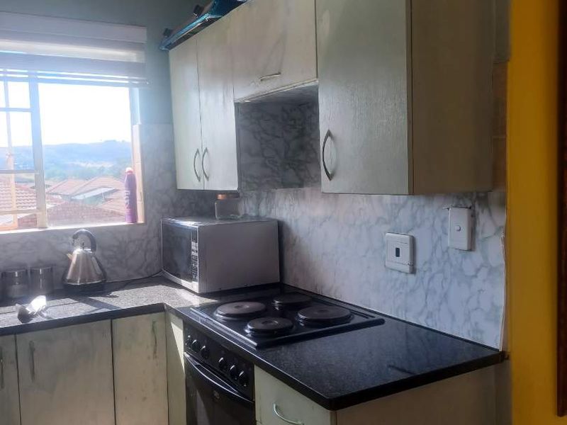 2 Bedroom Apartment for Sale in Andeon - Photo 9