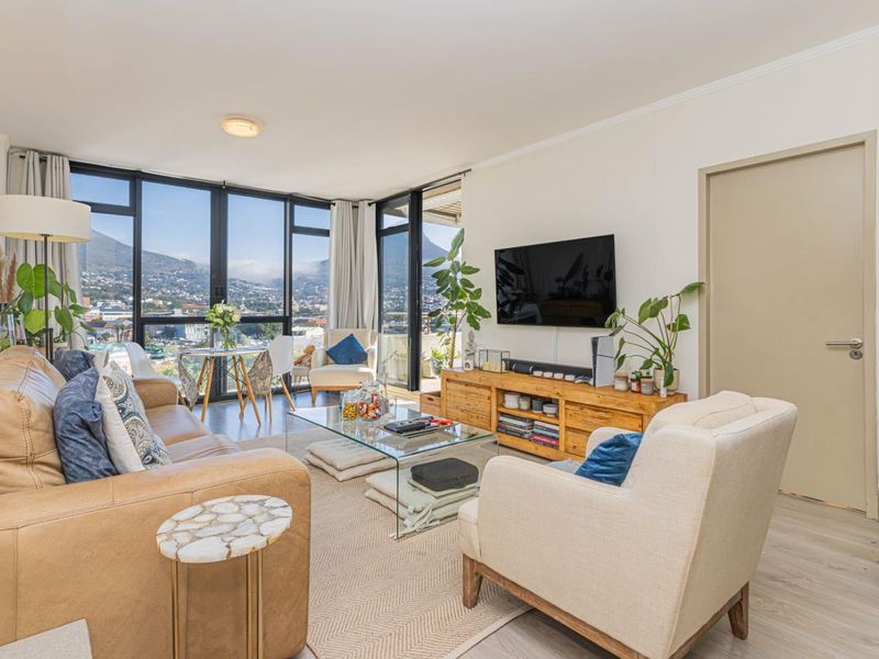 Immaculate 13th floor Mountain Facing Airbnb investment - Photo 4