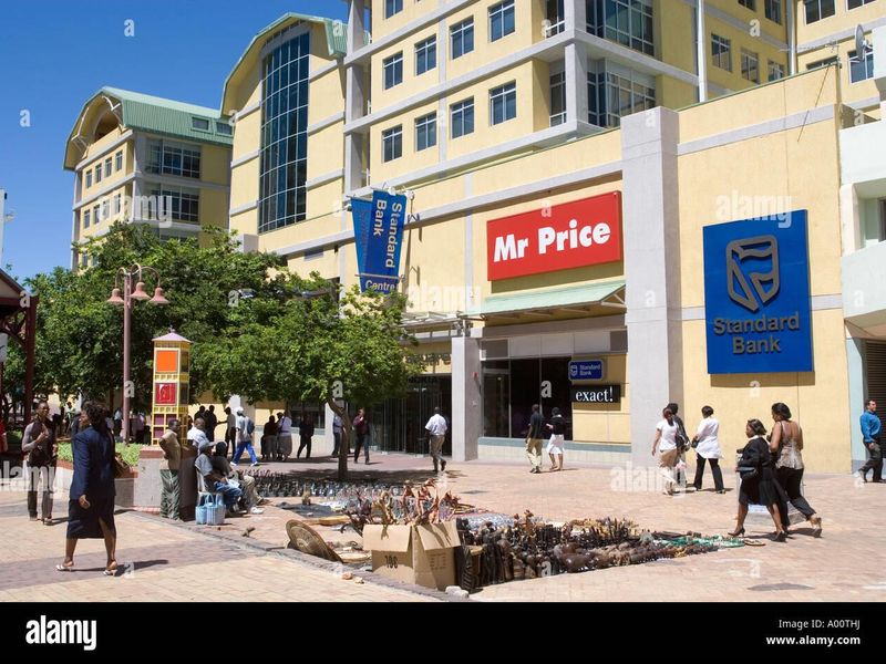 CHANNEL LIFE TOWER - PRIME LOCATION - Photo 3