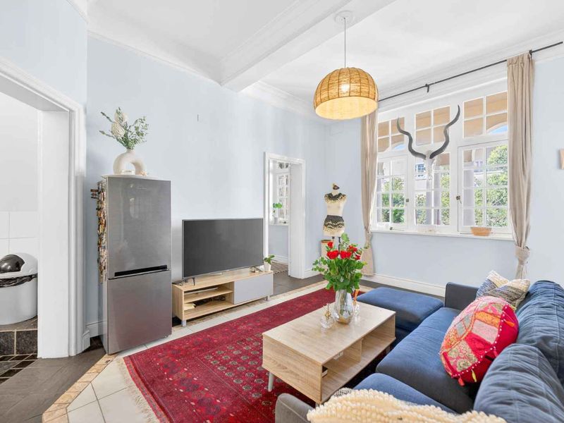 Own a Piece of Cape Town’s History in Victoria Court - Photo 5