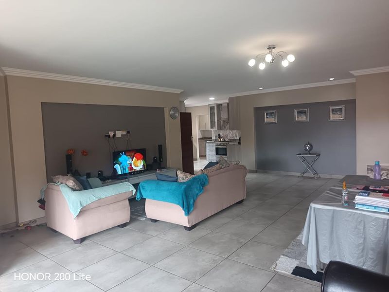 Spacious, Secure, and Stylish: Dayanglen's Hidden Gem - Photo 6