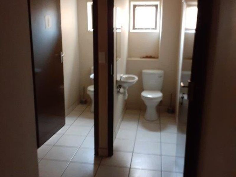 WAREHOUSE FOR SALE - Photo 10