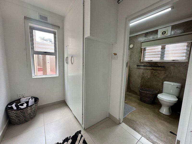 1-Bedroom Apartment Sold Fully Furnished - Photo 6