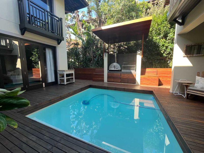 Stunning 5-Bedroom Family Home to Rent with Coastal Views - Photo 2