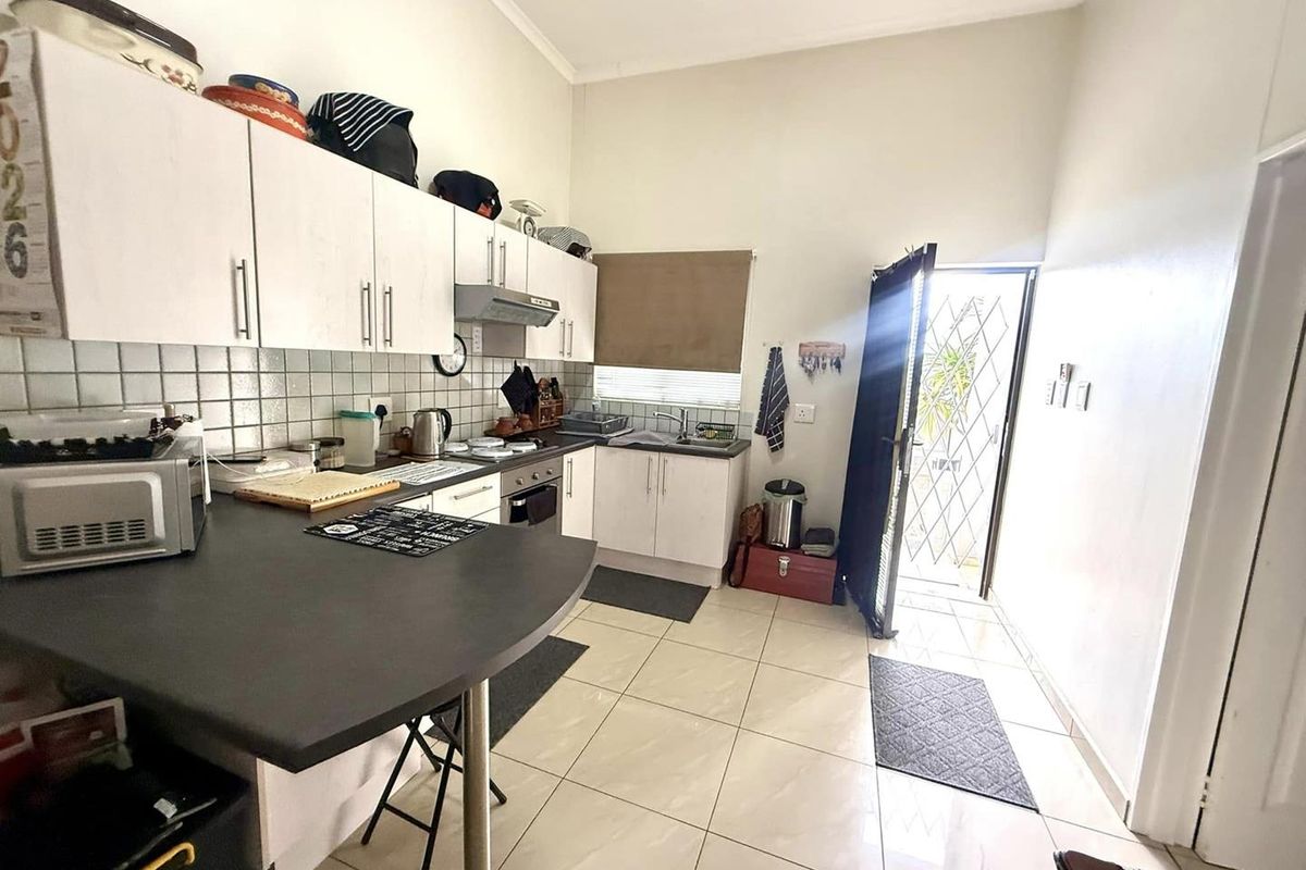 2 Bedroom Townhouse for Sale in Kleine Kuppe - Photo 3