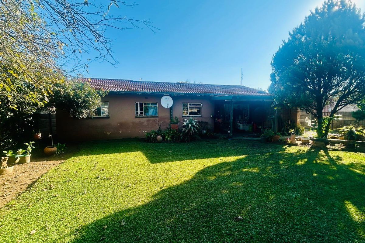 3 bedroom house for sale in vryheid - Photo 3