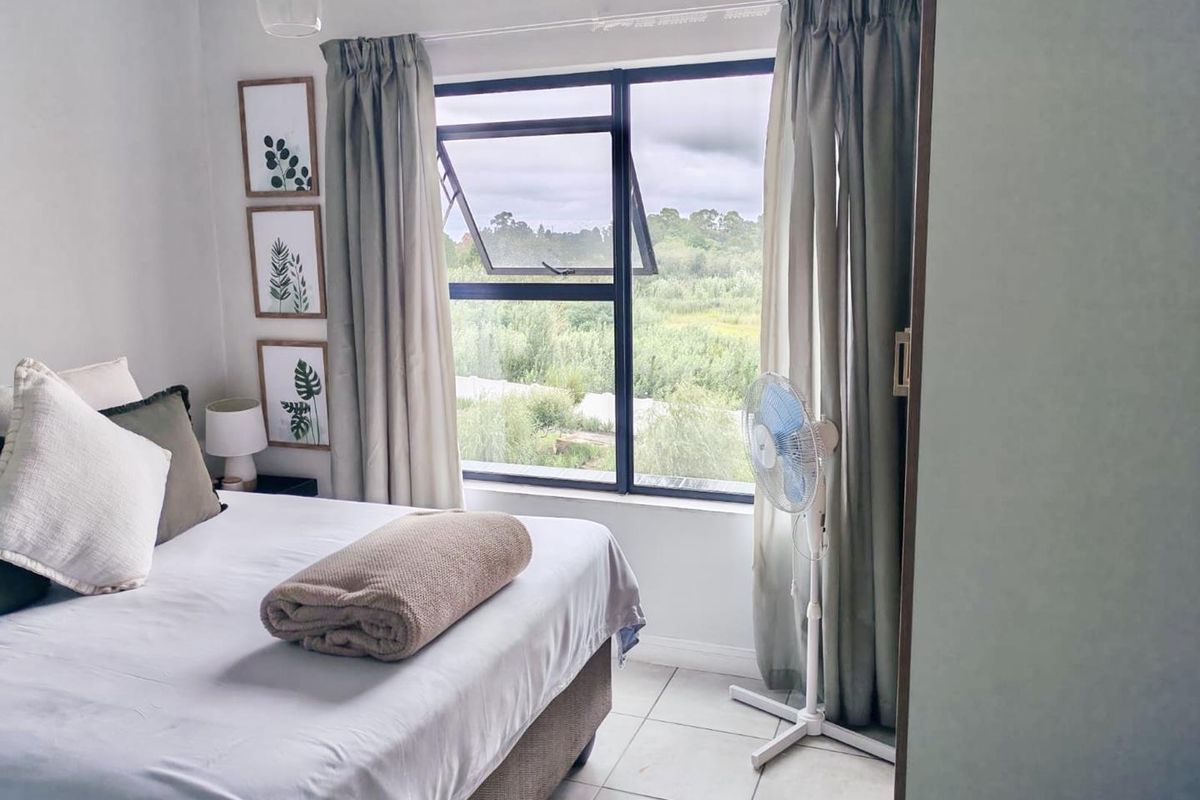 Stylish Modern Apartment For Sale! - Photo 4